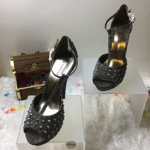 Women Platform Heels NWOT 004